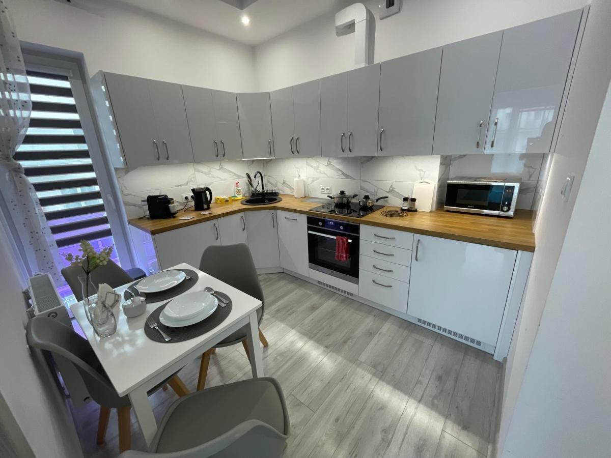 Apartament Nowoczesny Komfortowy Kustronia Z Garazem Balkonem Wanna Bielsko-Biala Luaran gambar